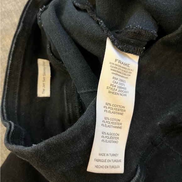 Frame The Jetset Skinny Crop in Sheen Noir - Picture 12 of 16